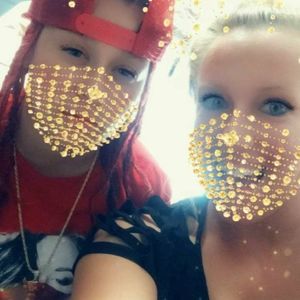 Meet your Posher, Angela